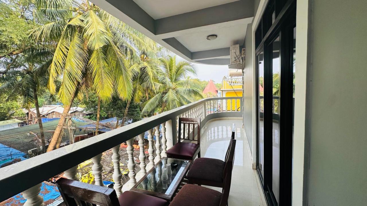Hotel Baga Bay 200 Meters From Baga Beach Exterior photo